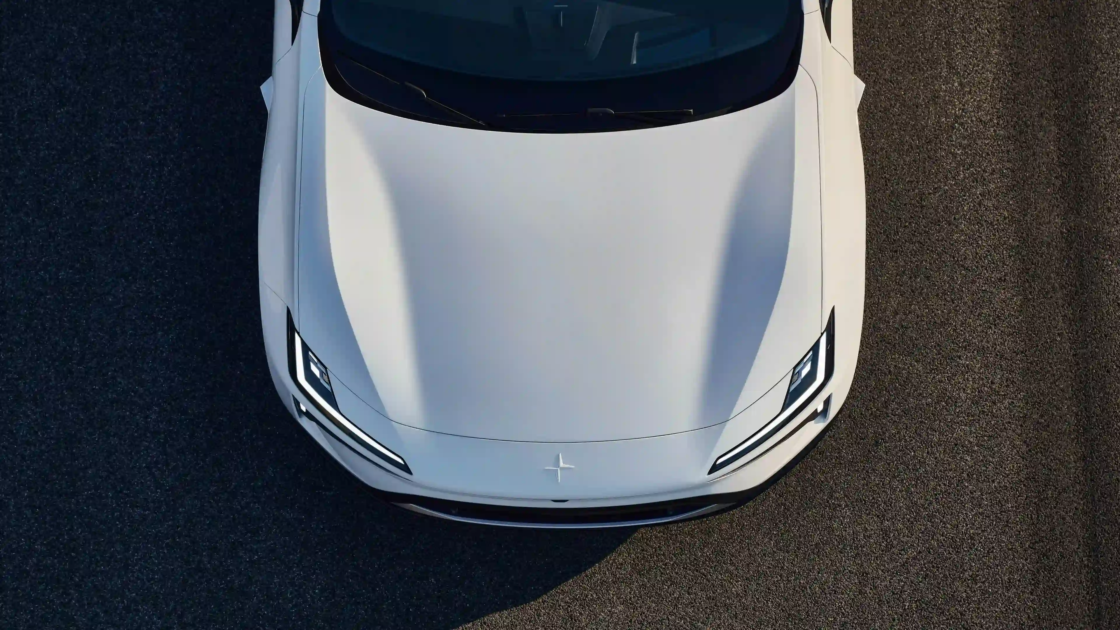 Polestar 4 интерьер